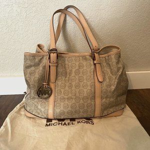Michael Kors Tote